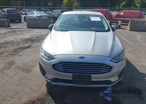 2019 Ford Fusion Se z USA, uszkodzony, nr VIN 3FA6P0HD5KR128532